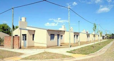 Se entregaron escrituras a 87 vecinos