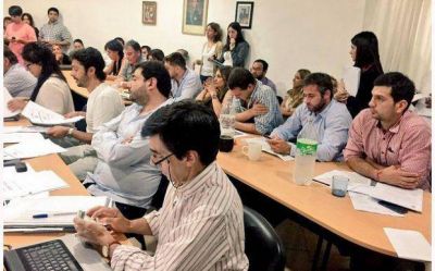 El Concejo Deliberante empez� a discutir el endeudamiento que pidi� Ducot�