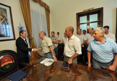 Bordet recibi� a productores tamberos federados y autoconvocados