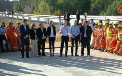 Desde Exaltaci�n de la Cruz, Macri prometi� duplicar las rutas en 4 a�os