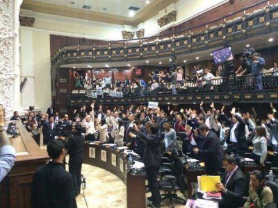 El Parlamento venezolano aprob� la Ley de Amnist�a a favor de los presos pol�ticos