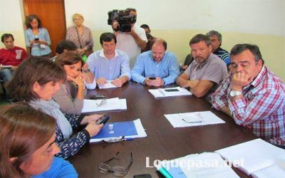 Sorpresivo cambio del oficialismo dej� en comisi�n el aumento del boleto