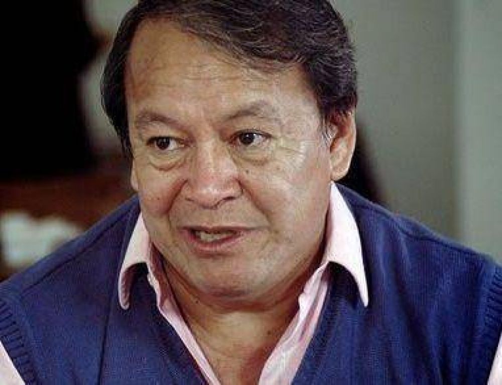 En el gobierno de Arroyo sobran las Flores
