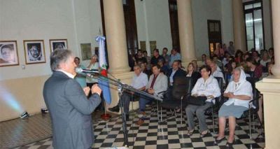 Bosetti: �Acordamos trabajar juntos con los dos bloques�