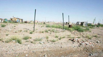 El MPN se resiste a subir el precio de la tierra social en Centenario