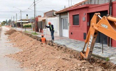 Destinar�n fondos provinciales para obras de cloacas en Loma Negra