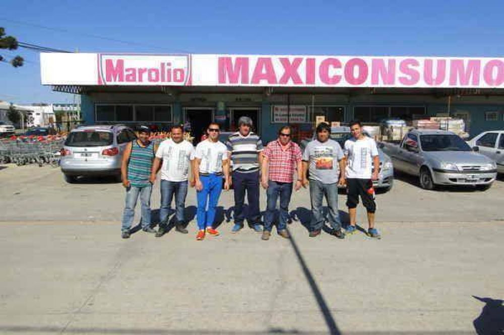 El Sindicato de Camioneros est� desarrollando una medida de fuerza en los supermercados Maxiconsumo