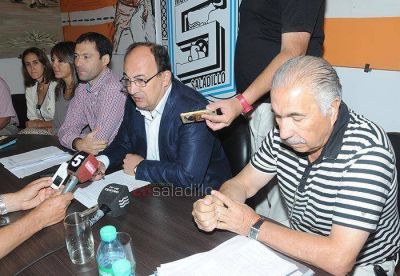 El Municipio otorg� un aumento de 2 mil pesos al b�sico del trabajador municipal