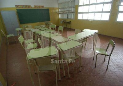Docentes santafesinos paran por reclamos paritarios y de justicia