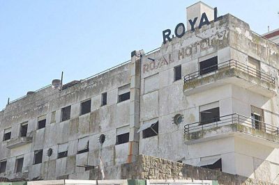 Avanzan los trabajos previos a la demolici�n del ex hotel Royal