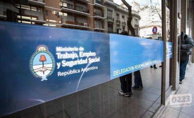 Alerta y movilizaci�n por los vencimientos de contratos en el Ministerio de Trabajo
