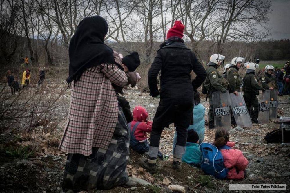 Miles de nios y refugiados estn en riesgo en Grecia