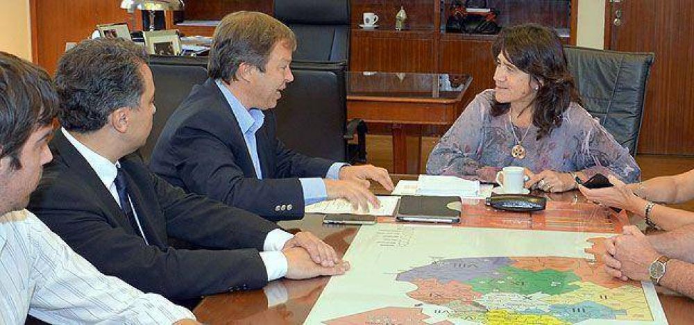 Cascallares se reuni� con la ministra de Salud por la situaci�n del Mel�ndez