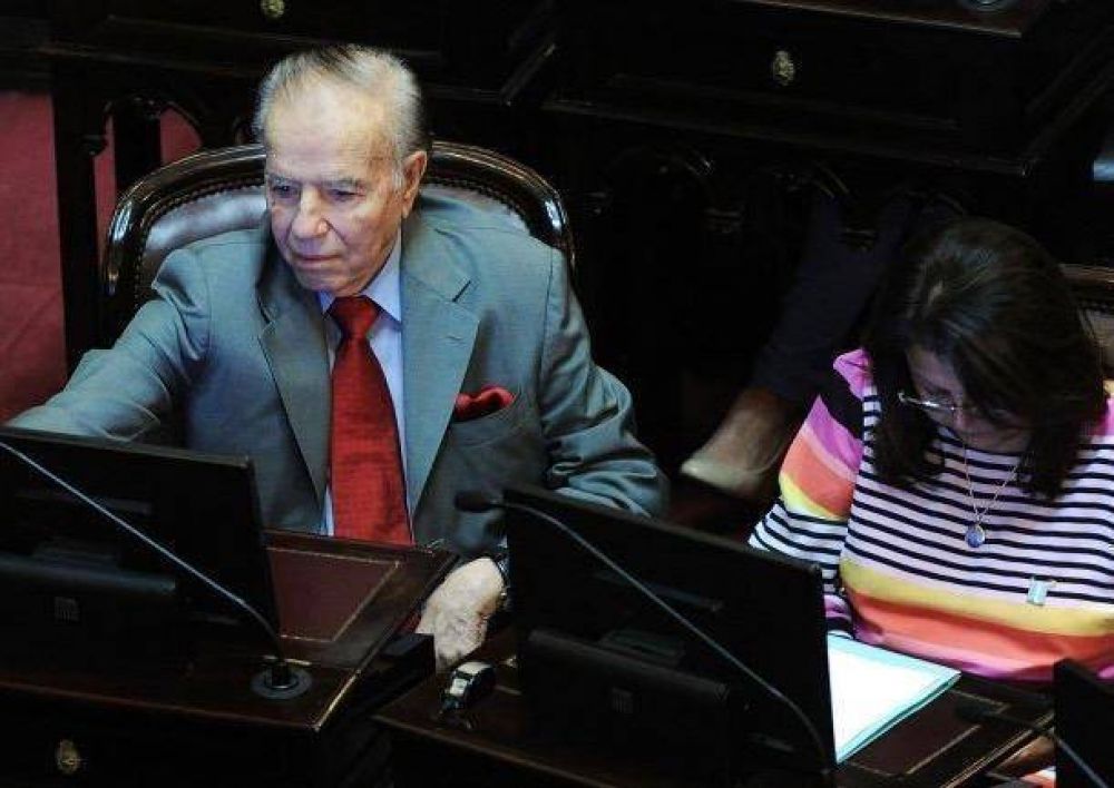 Con el apoyo de Menem, el Senado dio luz verde al pago a holdouts