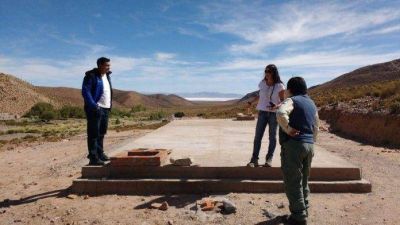 Inauguran obras de agua en Lip�n del Moreno