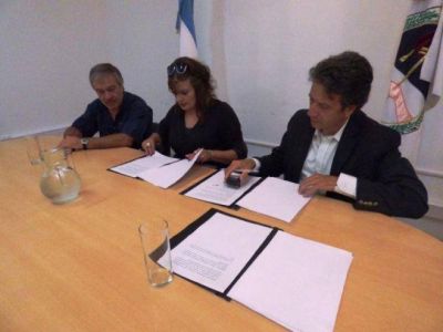 AMBIENTE Y CIENCIAS AGRARIAS FIRMAN ACUERDO FAVORABLE AL PATRIMONIO NATURAL