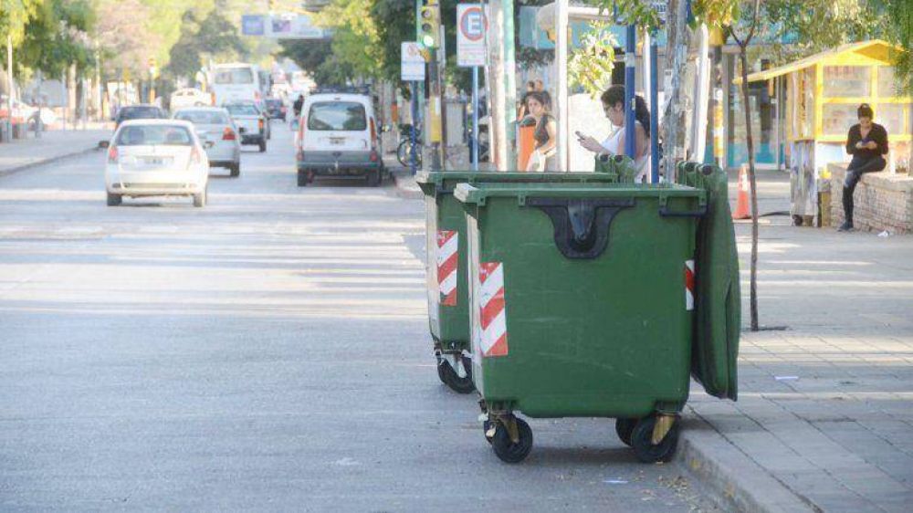 En el Alto habr� que tirar la basura en contenedores