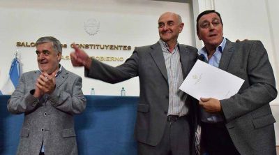 Funcionarios nacionales se reunir�n con intendentes y jefes comunales