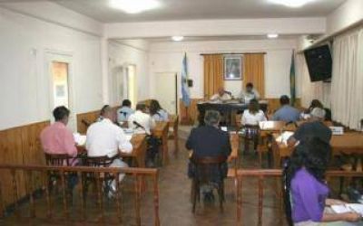 Esc�ndalo en Arrecifes: Concejales se aumentaron el sueldo por decreto