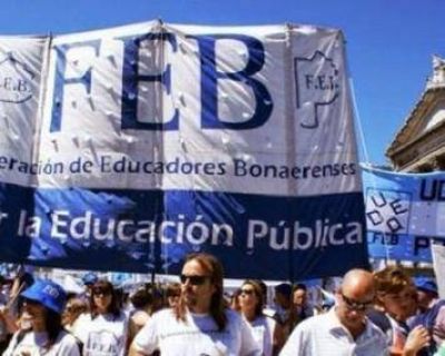 Docentes de Feb anunciaron paro para el lunes