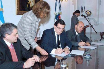 Jujuy accedi� a programa de Fortalecimiento Institucional Productivo y Fiscal  