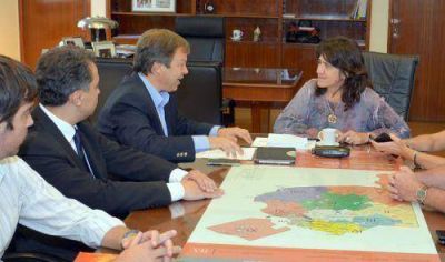 Cascallares obtuvo el compromiso de la Provincia: el Hospital Mel�ndez �es prioridad absoluta