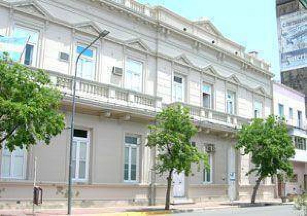 Renovaron el contrato a 17 empleados municipales