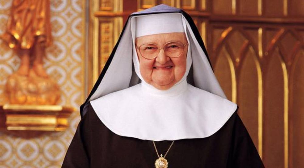 Madre Anglica vivi un dolor de cruz en sus ltimos das de vida, revela sacerdote