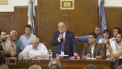 Por primera vez, Arroyo inaugura las sesiones del Concejo Deliberante