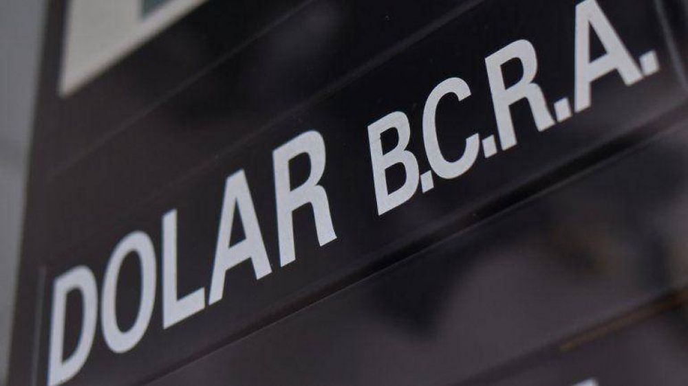 Otra vez el d�lar se aproxima a la barrera de $15 por unidad