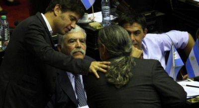 Longobardi se cruz� con Aranguren por la designaci�n de De Vido en la comisi�n de Energ�a