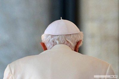 Tras los rumores sobre su salud, Benedicto XVI se mostr� en p�blico