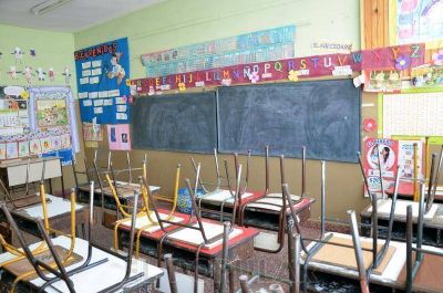 Lunes sin clases por paro docente