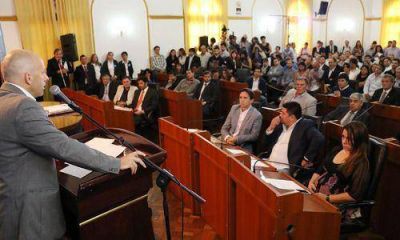 La oposici�n busca ponerle l�mites al gobierno