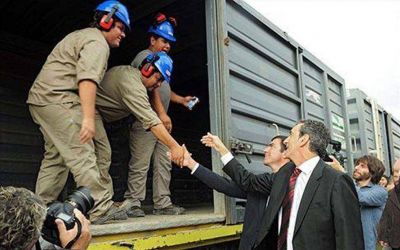Frenan la reactivaci�n del ramal C15 y revisan el contrato