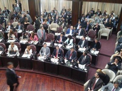 Rigau dijo que Cambiemos �esperaba un poco m�s del discurso del Gobernador�