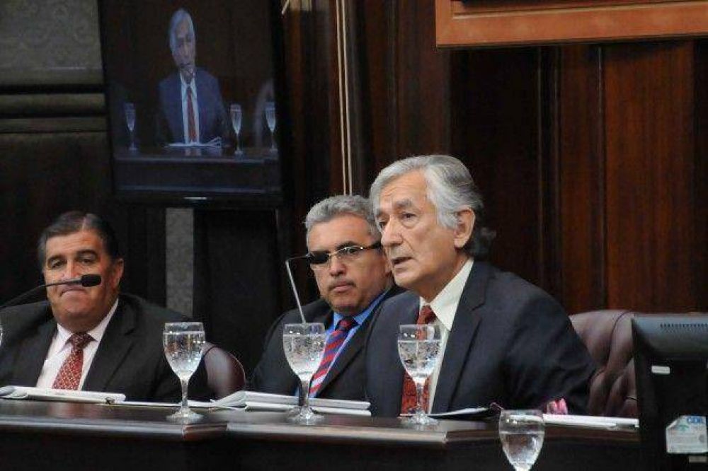 Con cr�ticas a la gesti�n de Poggi, Alberto Rodr�guez Sa� dej� inaugurado el 29� periodo legislativo