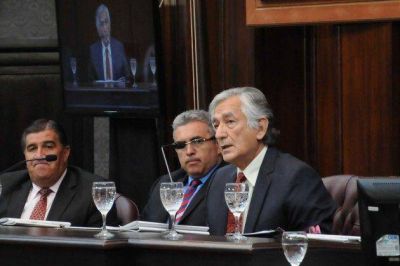 Con cr�ticas a la gesti�n de Poggi, Alberto Rodr�guez Sa� dej� inaugurado el 29� periodo legislativo