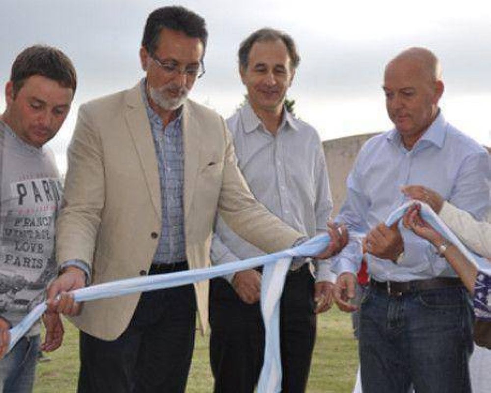 San Luis Agua particip� de la inauguraci�n de una nueva cisterna