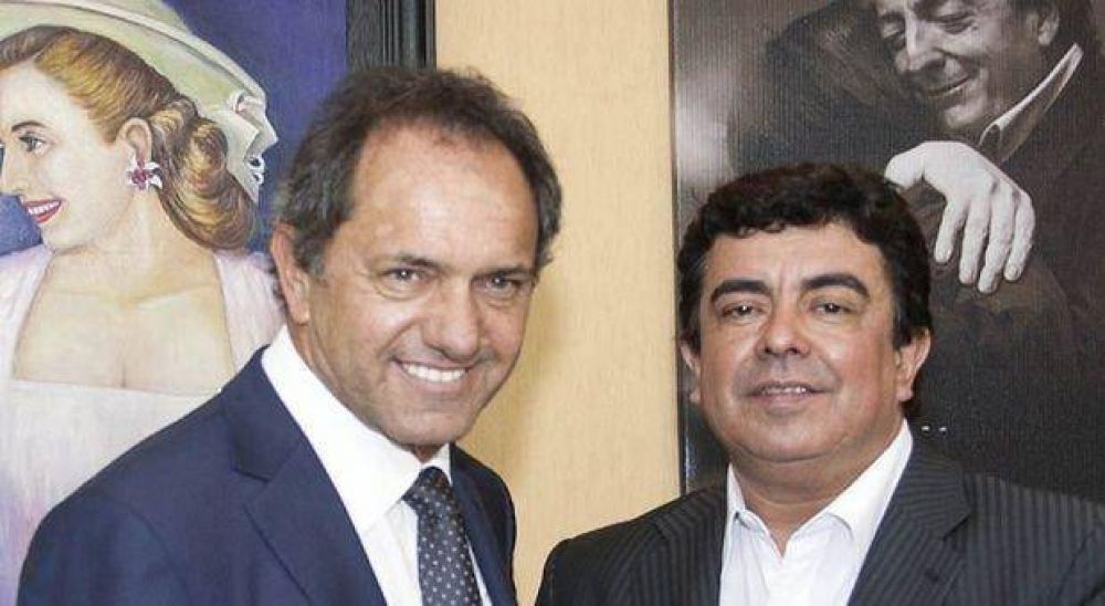 Scioli sali� a bancar a Espinoza y habl� de 