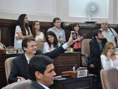 Gabriel Bruera, sobre el discurso de Garro: �En cada oraci�n se encarg� de abrir m�s la grieta�