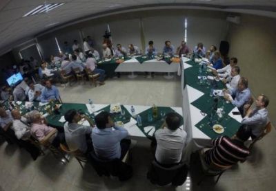 Vidal dejar�a al peronismo la conducci�n de la FAM