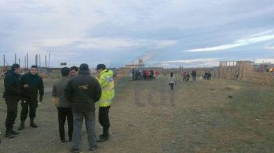 Un grupo de personas ocup� un predio en las chacras de la margen sur