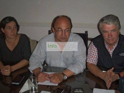 Alfredo Irigoin visit� Saladillo y se reuni� con el Intendente Salom�n y su equipo