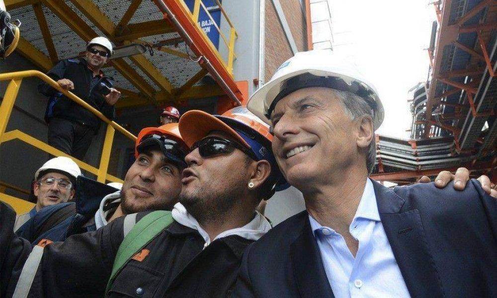 En medio del escndalo, Macri vuelve a territorio amigo