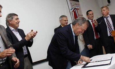 Provincia invertir� $ 120 millones en un embalse para regular el r�o Carap�