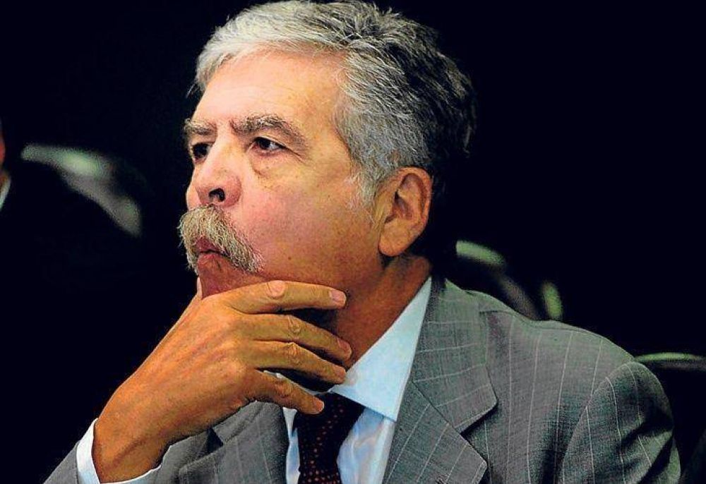 La Justicia cit� a indagatoria a Julio De Vido por la compra de trenes a Espa�a y Portugal
