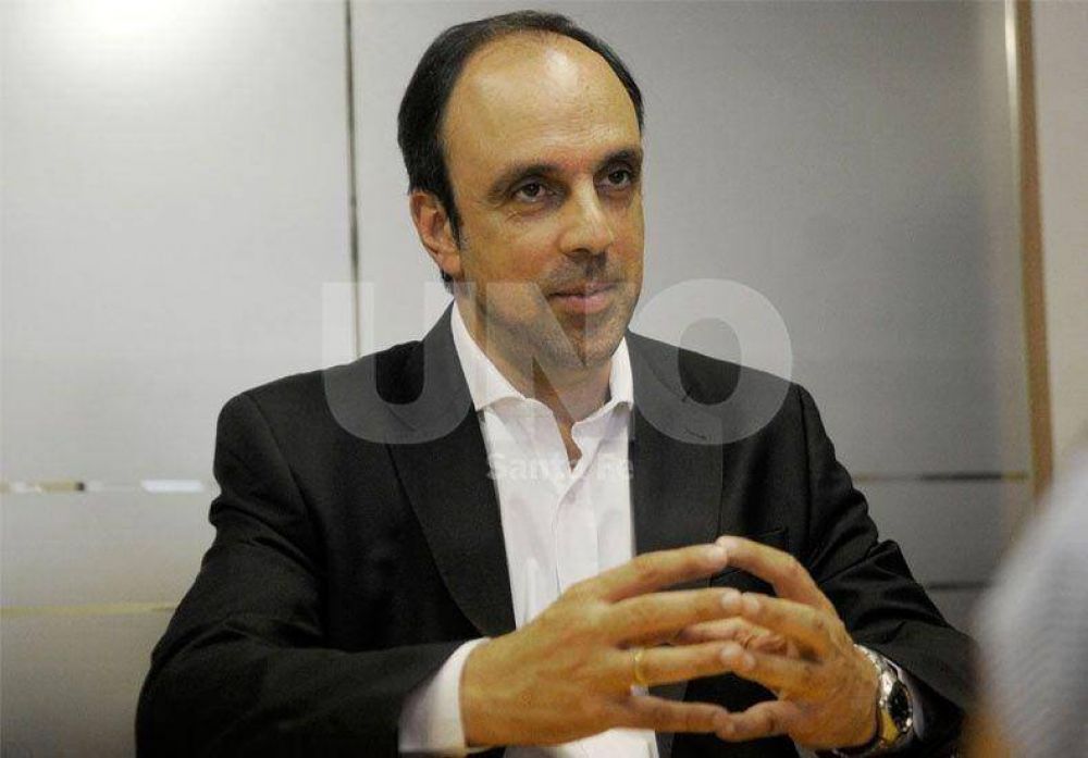Jos� Corral: �El presidente est� obligado a dar explicaciones�