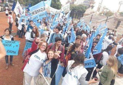 Con alto acatamiento se desarrolla el paro docente de Ctera y movilizaci�n nacional