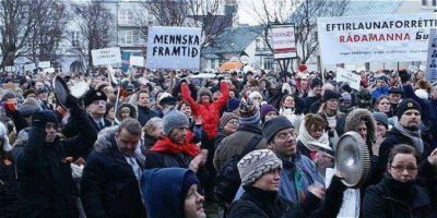 #Panam�Papers: multitudinaria protesta en Islandia contra su primer ministro